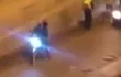El trabajador tuvo que entregar su motocicleta a los delincuentes que le encañonaron con un arma de fuego en el túnel Semidei.