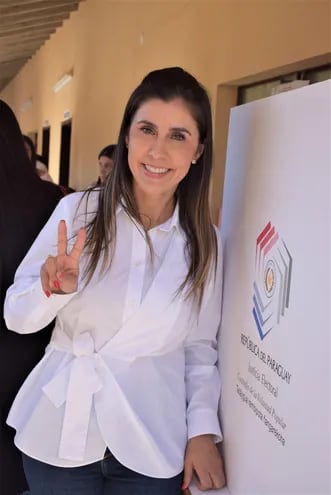 Dra. Norma Zárate de Monges (cartista), virtual gobernadora de Paraguarí.
