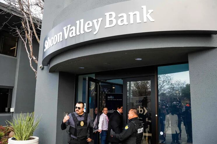 Silicon Valley Bank es el banco más grande en desplomarse en EE.UU. desde la crisis financiera de 2008