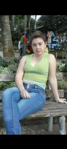 Fátima Raquel Sonaglio Rolón, víctima de un intento de fenimicidio.