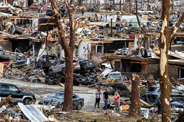 Los múltiples tornados destrozaron gran parte de la localidad de Dawson Springs, Kentucky.