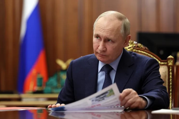 Este 2024 en Rusia habrá elecciones y aquí no parece que Vladimir Putin caiga del poder.