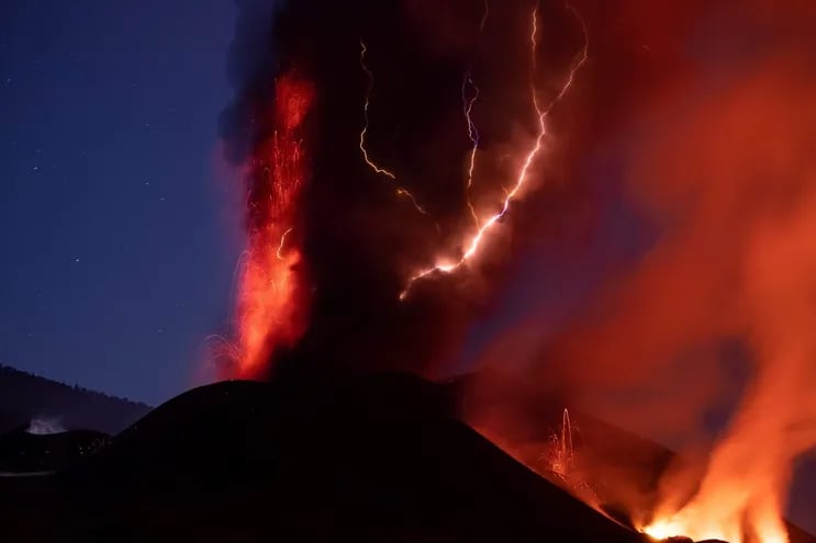 Volcán de Cumbre Vieja, visto desde El Paso, La Palma, en las Islas Canarias.