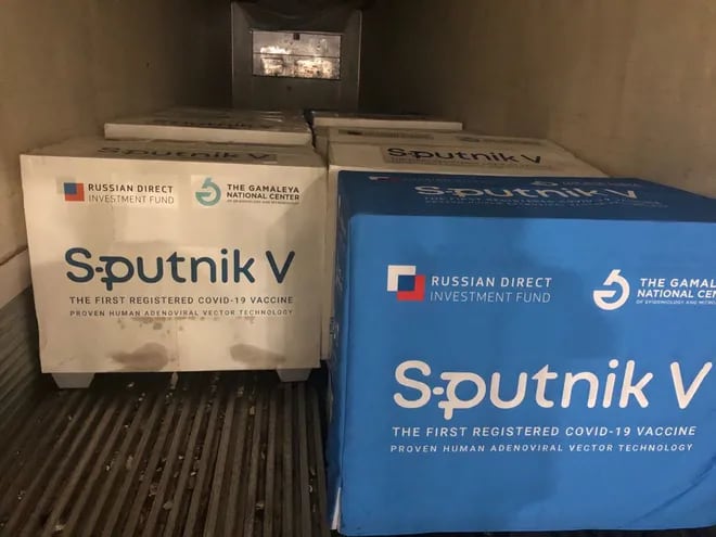 Un lote de 40.000 dosis de vacunas de Sputnik V llegarían mañana en la tarde a Paraguay, según anunció el presidente Mario Abdo Benitez a través de Twitter.