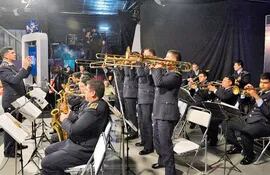 las-distintas-agrupaciones-musicales-de-la-policia-nacional-se-presentaran-esta-noche-en-el-concierto--211606000000-1600336.jpg