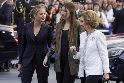 La princesa Leonor y la infanta Sofía regresarán a Madrid para acompañar a la reina Sofía el día que recibirá la Orden del Toisón de Oro. (EFE/Paco Paredes)
