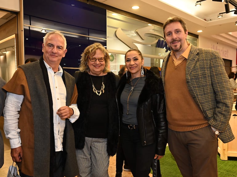 Exposicion Noche de galeria,Shopping Mariscal