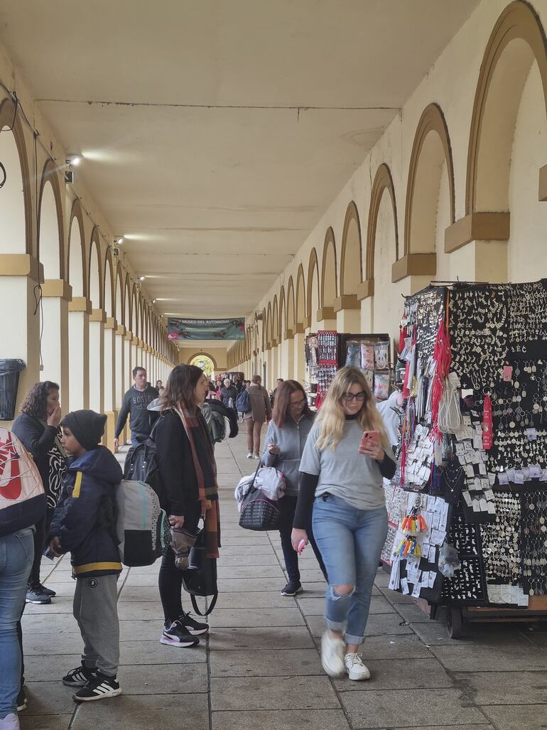 Basílica de la Virgen de Lujan en la ciudad de Luján a unos 70 km de Buenos Aires Argentina. 27 de junio de 2024. Para Revista Dominical. Fotos Marta Escurra.