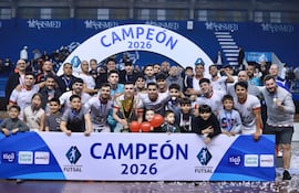 Filosofía dio la vuelta olímpica en el torneo de la División de Honor 2026, derrotando en la final a 3 de Noviembre. Ambos ascendieron a la principal categoría, la Premium.