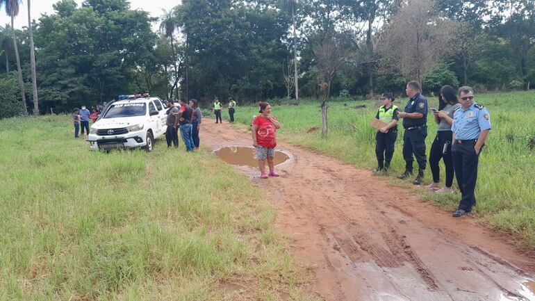 Encuentran un cadáver en un patio baldío de San Antonio