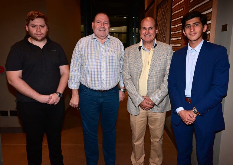 Agustín Ward, Ricardo Ward, Eduardo Álvarez y Juan Álvarez.