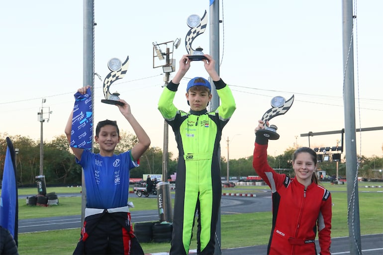 Podio del sábado en la categoría Rotax Junior Max.