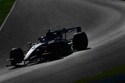 El monoplaza de Mercedes del piloto británico George Russell en el segundo ensayo libre del Gran Premio de Italia de la Fórmula 1 en el Circuito de Monza, en Monza, Italia.