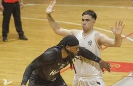 Los Kings fueron categóricos contra San Alfonzo, ganando para
mantener la punta en el Grupo B de la Liga Nacional 2025.