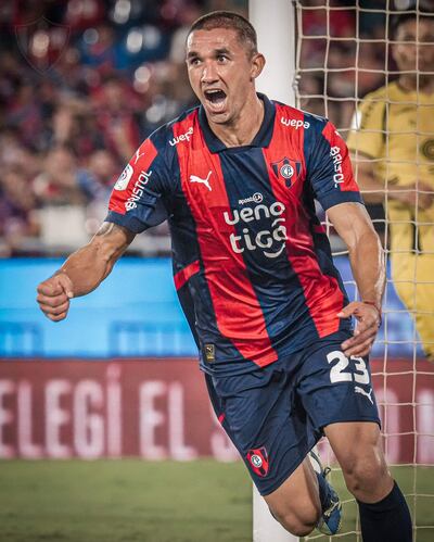 Víctor Gustavo Velázquez (33) fue  la figura contra Recoleta FC.