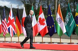 Jean-Noel Barrot, el ministro de Exteriores de Francia. Anfitrión de la cumbre del G7 que se reúne para analizar el impacto de la guerra en Medio Oriente.