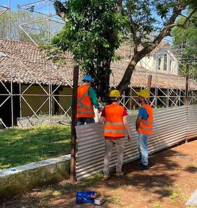 Así luce el costado del templo Dulce Nombre de Jesús, donde, tras una prolongada pausa, se retomaron las obras de restauración.