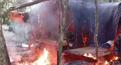 Comunidad indígena denuncia balacera y quema de viviendas en Ypejhú.