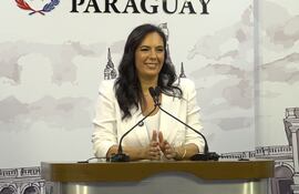 Claudia Centurión, ministra de Obras Públicas y Comunicaciones (MOPC).