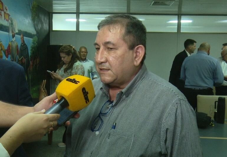 Andrés Mallada, asesor técnico de Ucetrama. El gremio anuncia el cese de actividades a partir del 15 de diciembre.