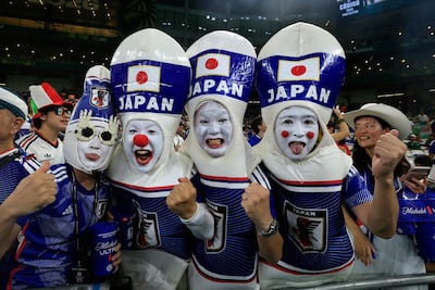Aficionados japoneses animan a su selección antes del inicio del partido del Grupo F del Mundial 2026 entre Túnez y Japón en el estadio de Monterrey, en Guadalupe, México, el 20 de junio de 2026.