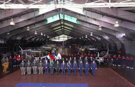 Días pasados la empresa ENAER de Chile entregó dos de las cuatro aeronaves Pillan T35 que cruzaron los Andes desde Paraguay para su reacondicionamiento.