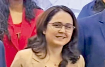 Reconocimiento a docente colaboradora de El ABC Escolar