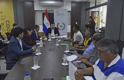 Los gremios de choferes confirmaron una huelga de 48 horas tras una reunión tripartita.