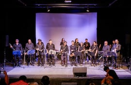 La Bopnova Jazz Band está integrada por casi 20 músicos y celebrará a las big bands.