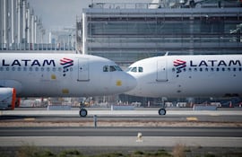 Fotografía de aviones de la aerolínea LATAM.
