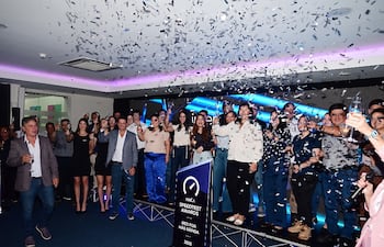 Personal recibe premio como la mejor red fija de Paraguay.