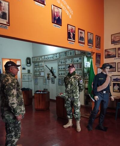 Efectivos de la agrupación de Reserva Naval Activa “Contralmirante Bozzano” acompañaron la jornada por el día internacional de los museos que se desarrolló en el museo de la Guerra del Chaco, “Casa de la Victoria”, en Encarnación.