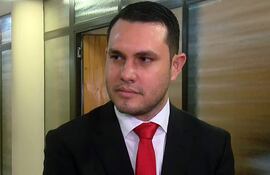 Hernán Rivas, senador cartista.