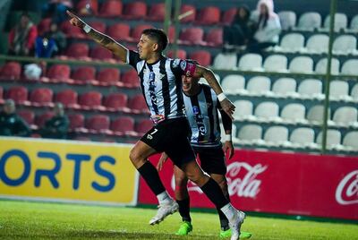 Júnior Sánchez celebra el tanto de apertura en el marcador. (Foto: APF)