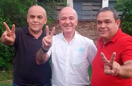 El senador Basilio “Bachi” Núñez, el intendente Luis López y el actual diputado Rubén Roussillón.