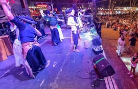 A 25 años de su creación, el Festival del Batiburrillo, Siriki y Chorizo Sanjuanino se consolida como el evento gastronómico y cultural más emblemático de la capital del departamento de Misiones.