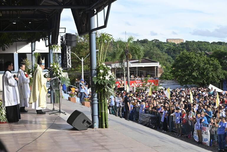 /pf/resources/images/abc-placeholder.png?d=2395