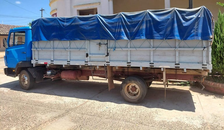 El camión de carga fue trasladado en la Comisaría 5ta.de Carapeguá.