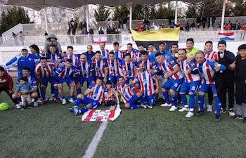 La gran muchachada de la selección paraguaya tricampeona del Mundialito de Integración Máster 40 en Madrid.