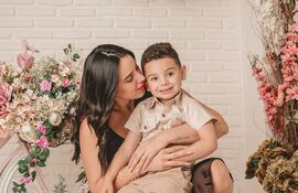 Alexia Notto y Francesco Almirón posaron para la fotógrafa Angélica Escobar.