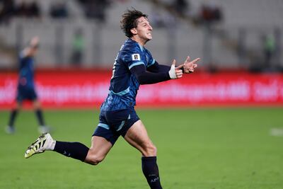 Matías Galarza, jugador de la selección de Paraguay, festeja un gol en el partido frente a Perú por la fecha 18 de las Eliminatorias Sudamericanas 2026 en el estadio Nacional, en Lima, Perú.