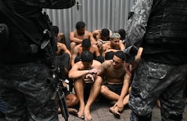 "Operación contención" de la Policía de Río de Janeiro contra las mafias del crimen organizado.