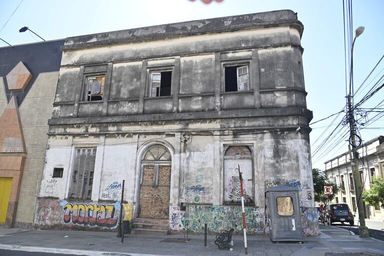 El intendente no responde los informes solicitados en Diputados.