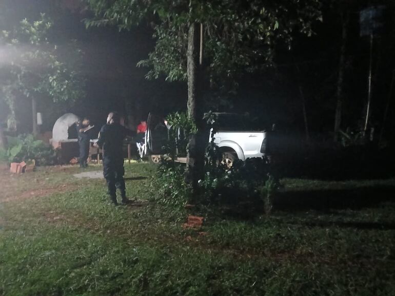 Recuperan en Encarnación camioneta robada en San Pedro del Paraná