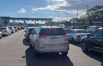 Así se encuentra la zona del peaje de Ypacaraí.