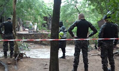 Madre e hija murieron ayer al ser arrastradas por el raudal en Luque. El cartismo trata de instalar que todo fue culpa de la naturaleza y no de la mala infraestructura.