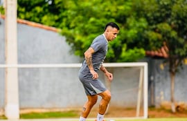 Derlis Alberto González Galeano (32 años), talentoso delantero de Olimpia mermado por las lesiones.