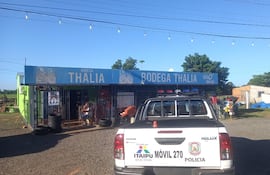 Asaltantes fingen ser clientes y roban comercio en San Vicente Pancholo
