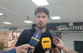 El zaguero central Bruno Amílcar Valdez Rojas, de 33 años vestirá la camiseta del Sportivo Trinidense para lo que resta del primer semestre de la temporada.