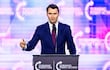 451
El activista de derecha estadounidense Charlie Kirk habla en el escenario del America Fest 2024 en Phoenix, Arizona, el 22 de diciembre de 2024. El joven activista de derecha e influencer Charlie Kirk, un importante aliado del presidente Donald Trump, fue asesinado a tiros el 10 de septiembre de 2025 en un asesinato que desató el temor a una mayor violencia política en un Estados Unidos cada vez más agitado
